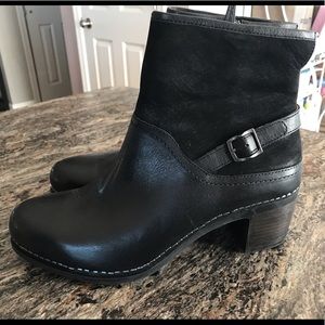 NWOT Dansko leather and suede bootie, size 40